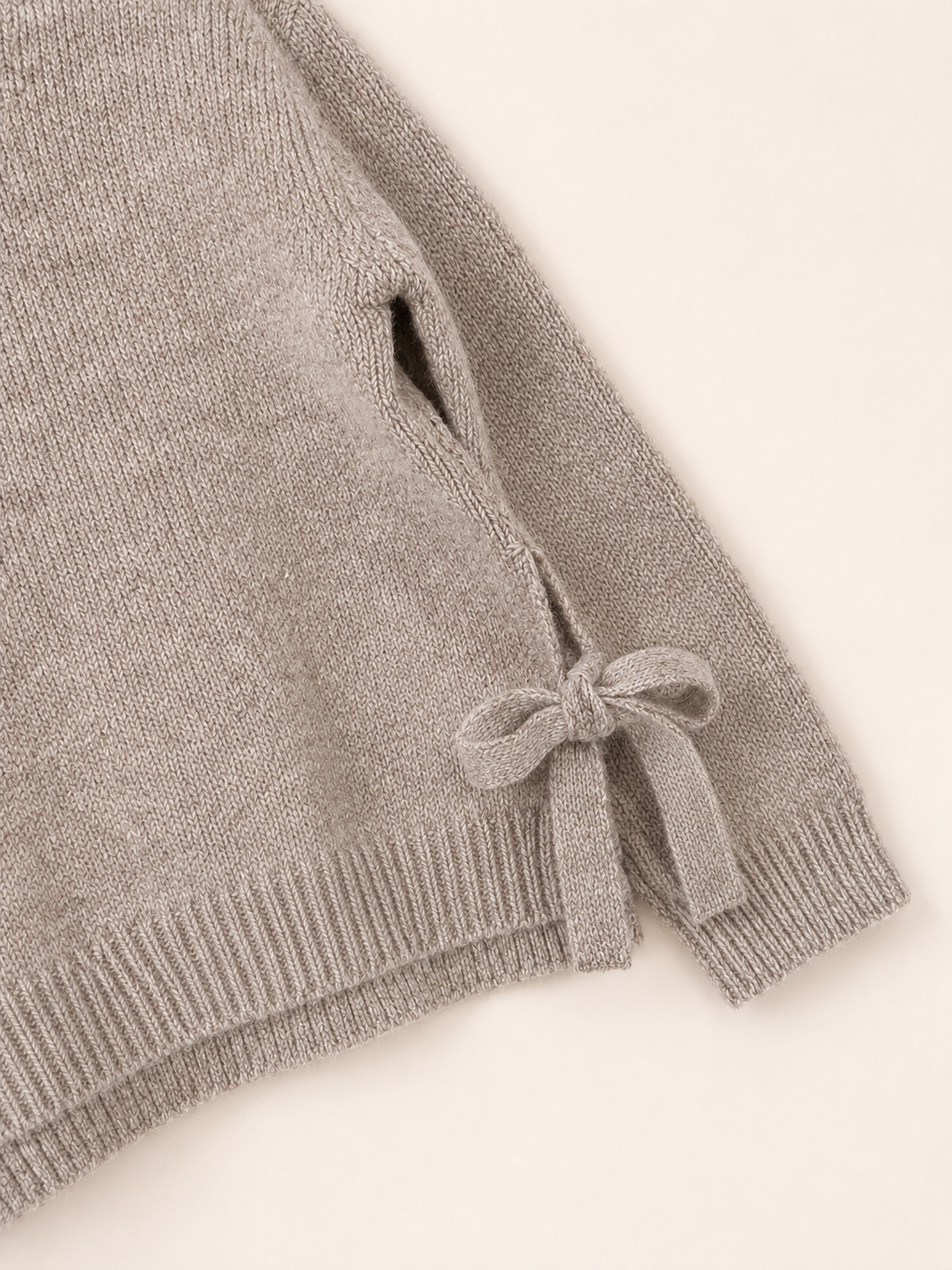 Newness - Trui met strikken