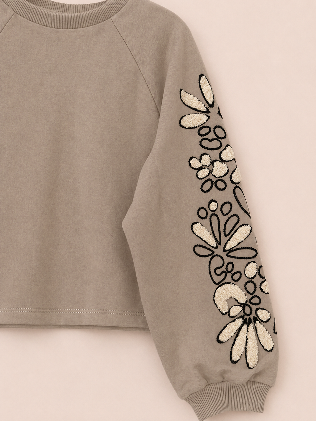 Newness - Trui met bloemen