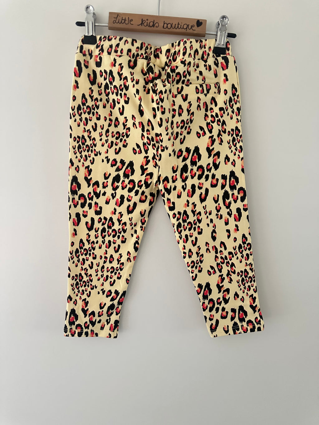 Beebielove - broek - maat 104