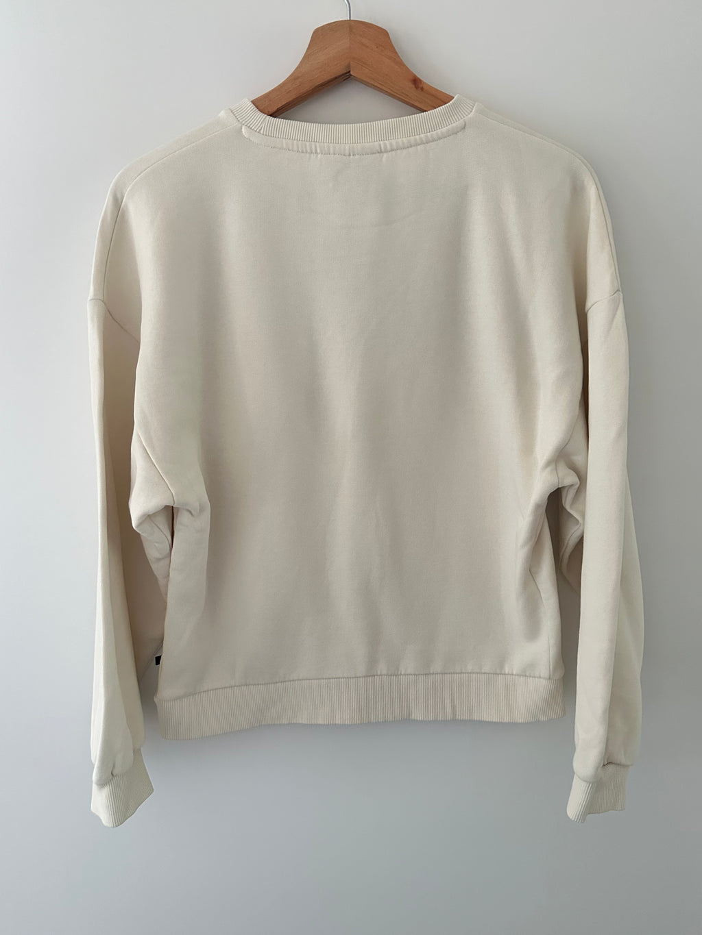 Awesome - sweater - maat 164