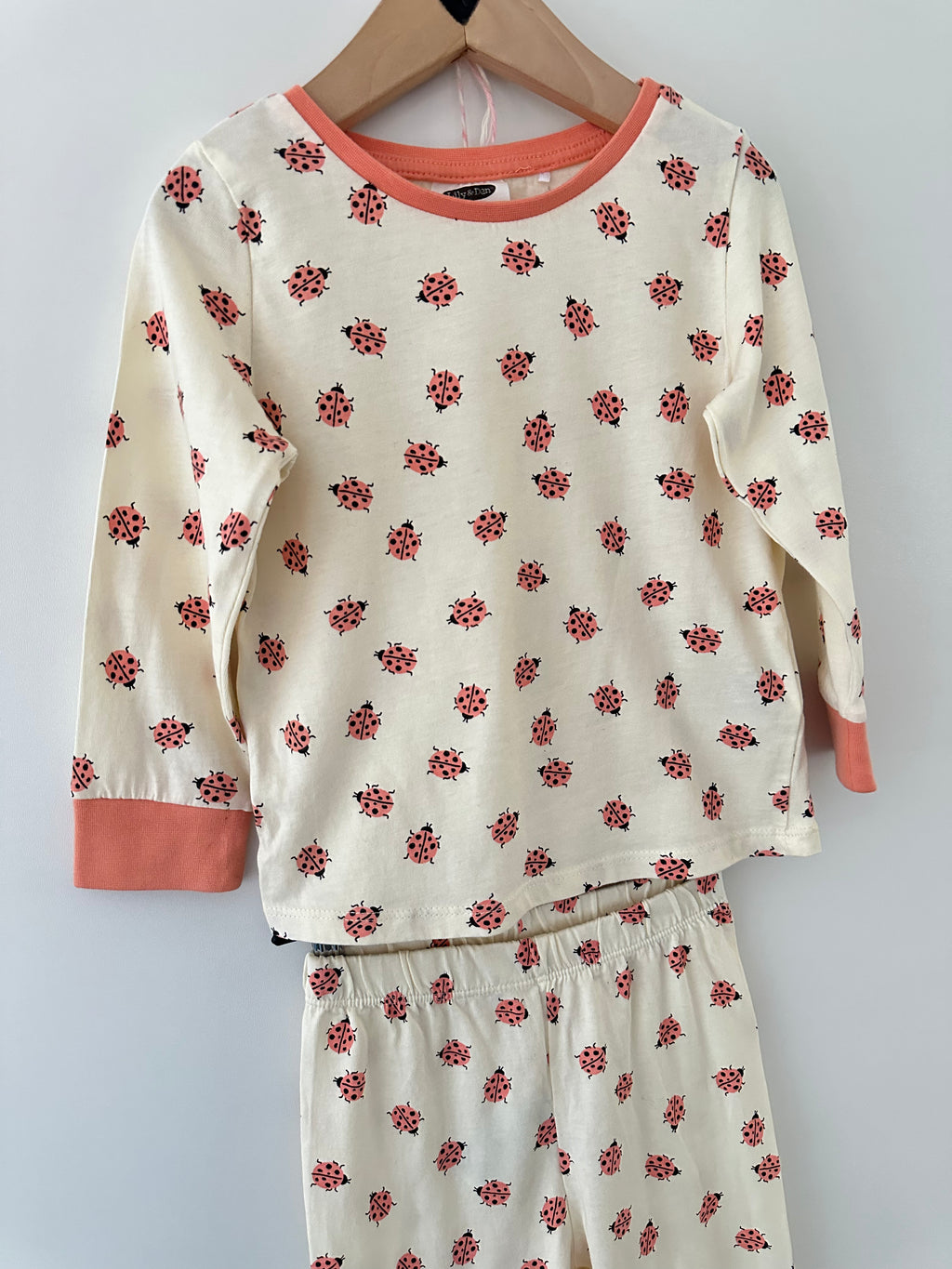 Pyjama maat 98