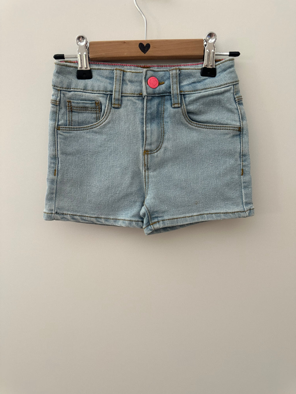 Someone - Short - 104