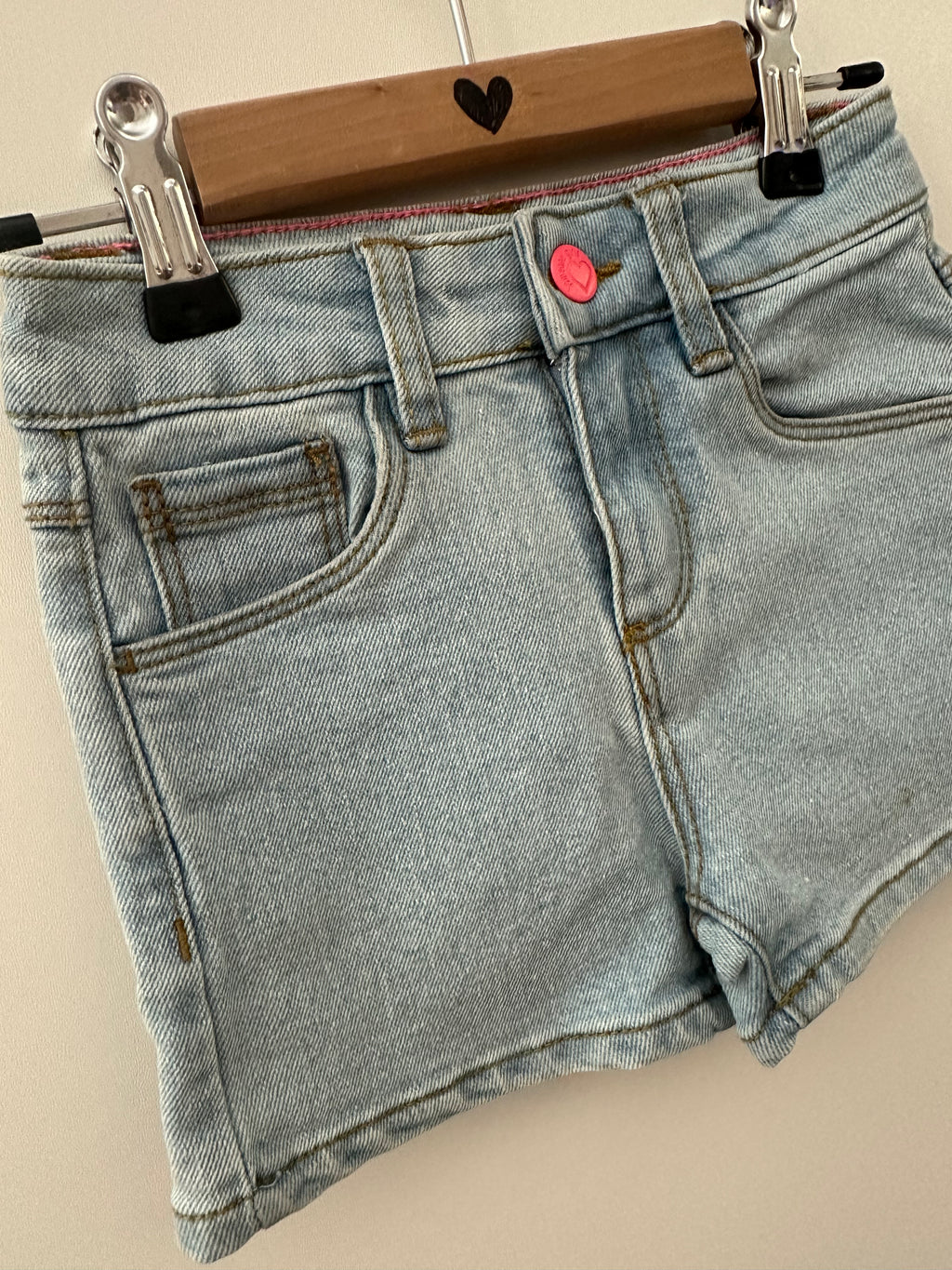 Someone - Short - 104