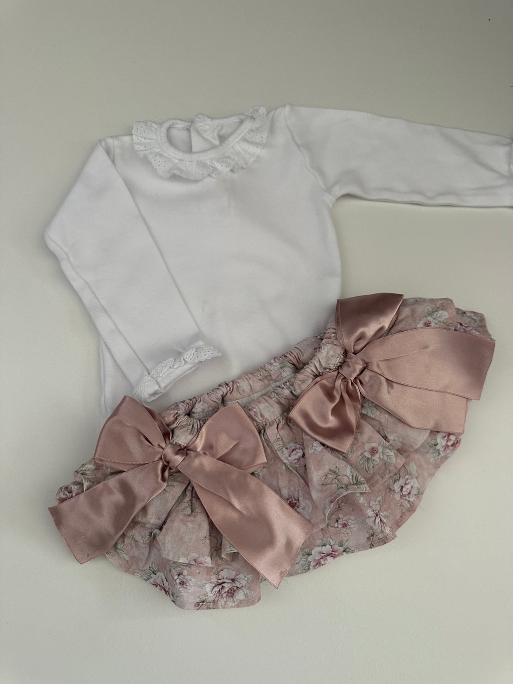 Calamaro/Camellia boutique - Set - 86