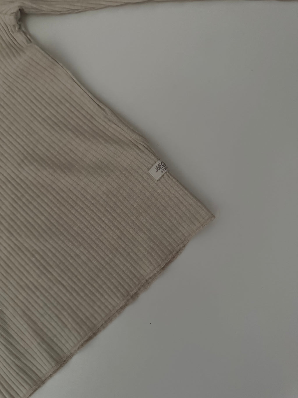 Le chic - Gouden trui met hartje